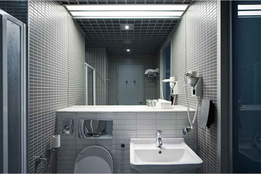 8 ideas para baños pequeños modernos